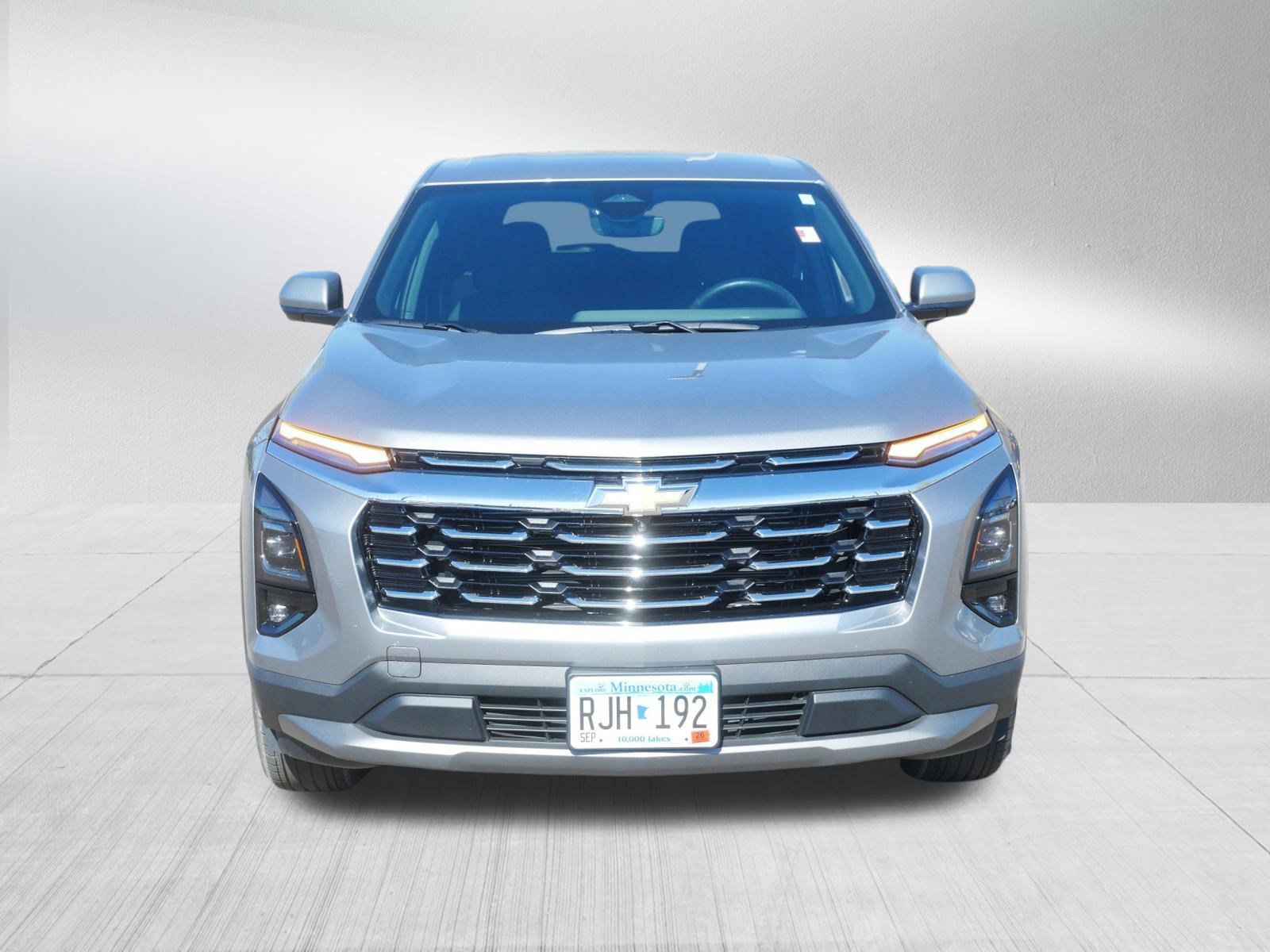 Used 2025 Chevrolet Equinox LT w/ Safety and Technology Package AWD/4WD image 2