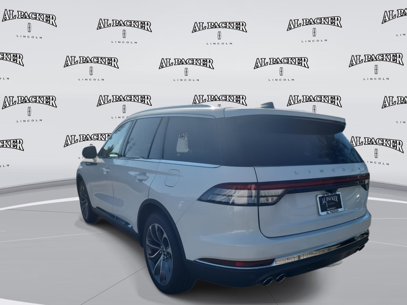 New 2026 Lincoln Aviator Reserve RWD image 3