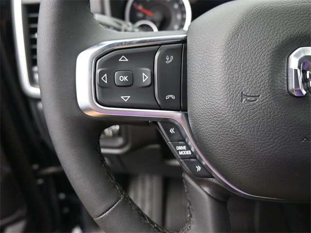 New 2026 RAM 1500 4x4 Crew Cab image 31