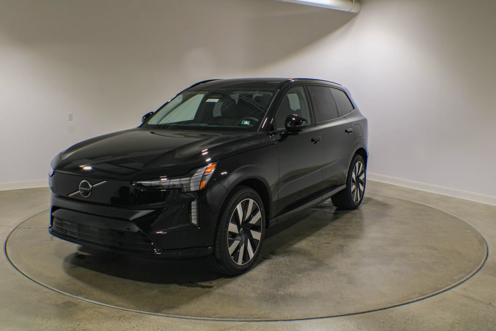 New 2026 Volvo EX90 Ultra