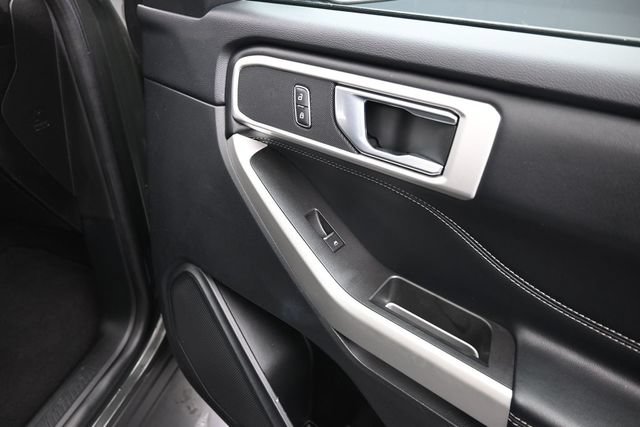Used 2022 Ford Explorer XLT RWD image 28
