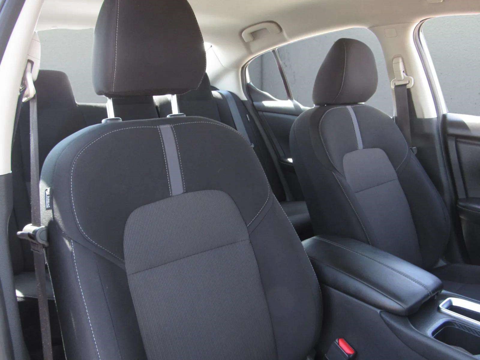 Used 2024 Nissan Sentra SV FWD image 10