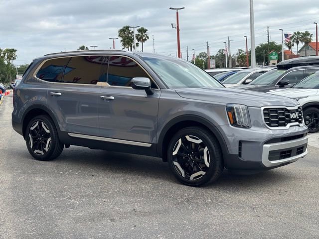 Certified 2024 Kia Telluride S w/ S Sunroof Package image 4