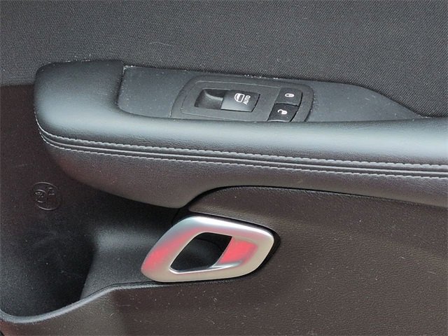 Used 2023 Dodge Challenger SXT image 25