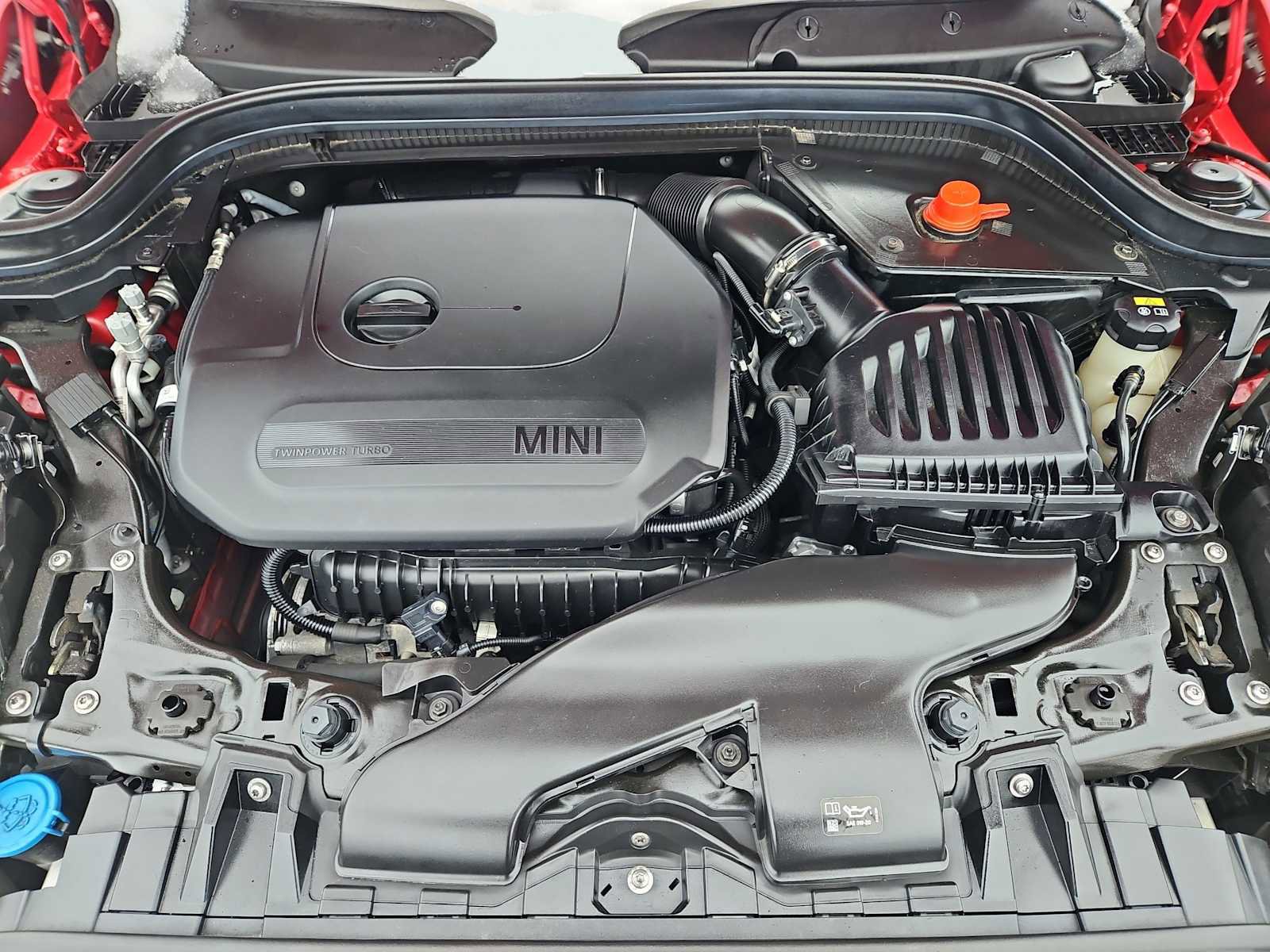 Used 2021 MINI Cooper 2-Door Hardtop w/ 6.5" Touchscreen Package image 34