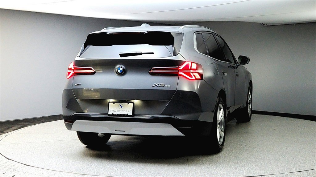 Used 2025 BMW X3 xDrive30i w/ Premium Package image 6