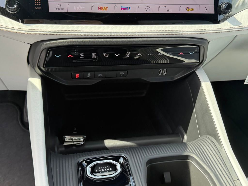 New 2026 Jeep Cherokee Limited image 24