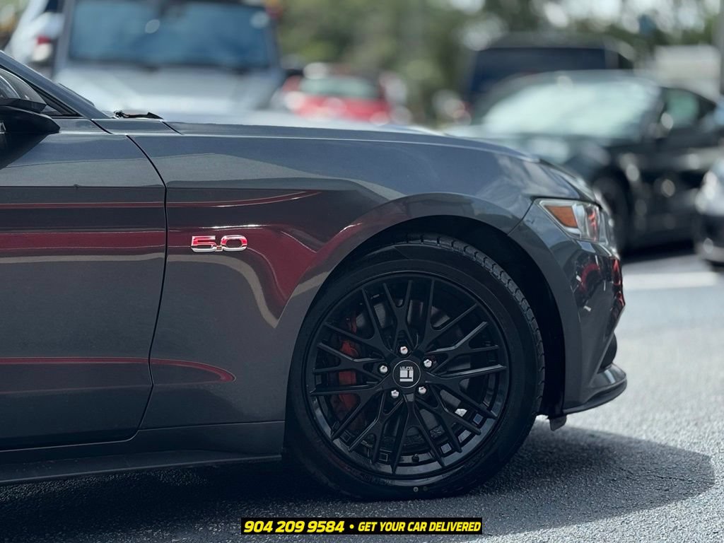 Used 2017 Ford Mustang GT RWD image 8