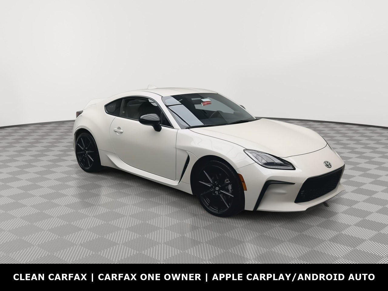 Used 2024 Toyota GR86 Premium RWD image 27