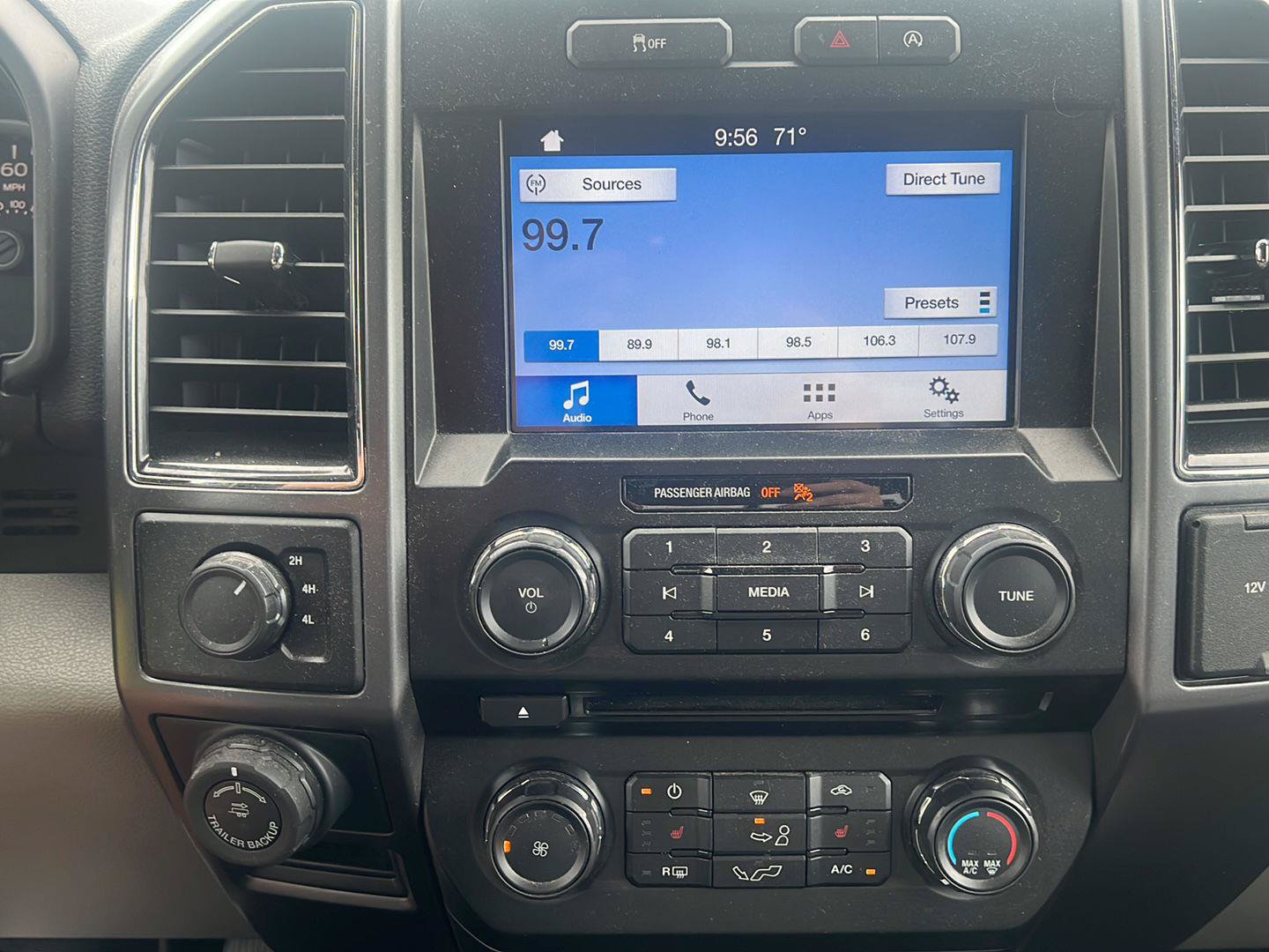 Used 2017 Ford F150 XLT w/ Equipment Group 302A Luxury AWD/4WD image 24