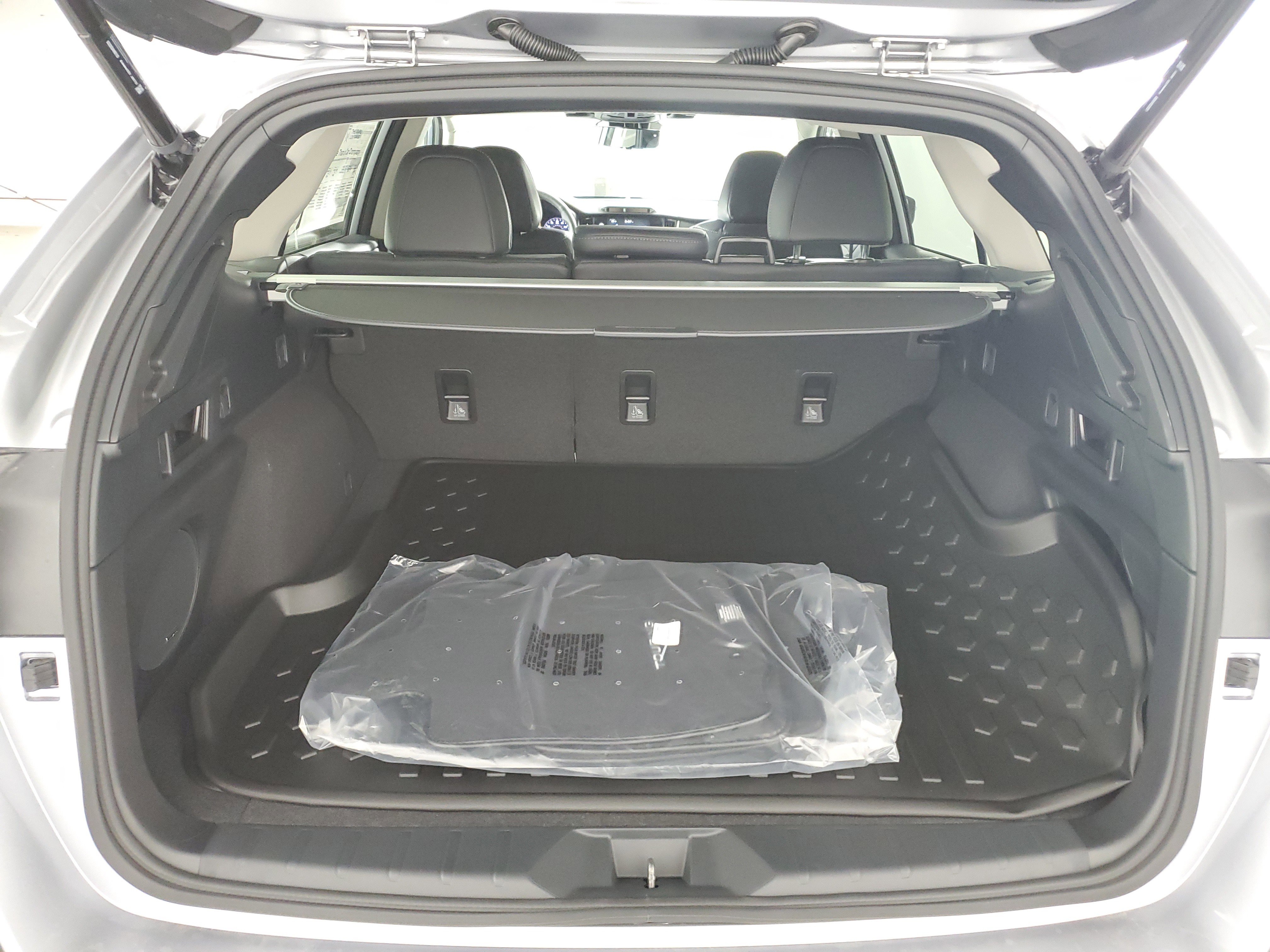 New 2025 Subaru Outback Touring XT image 35