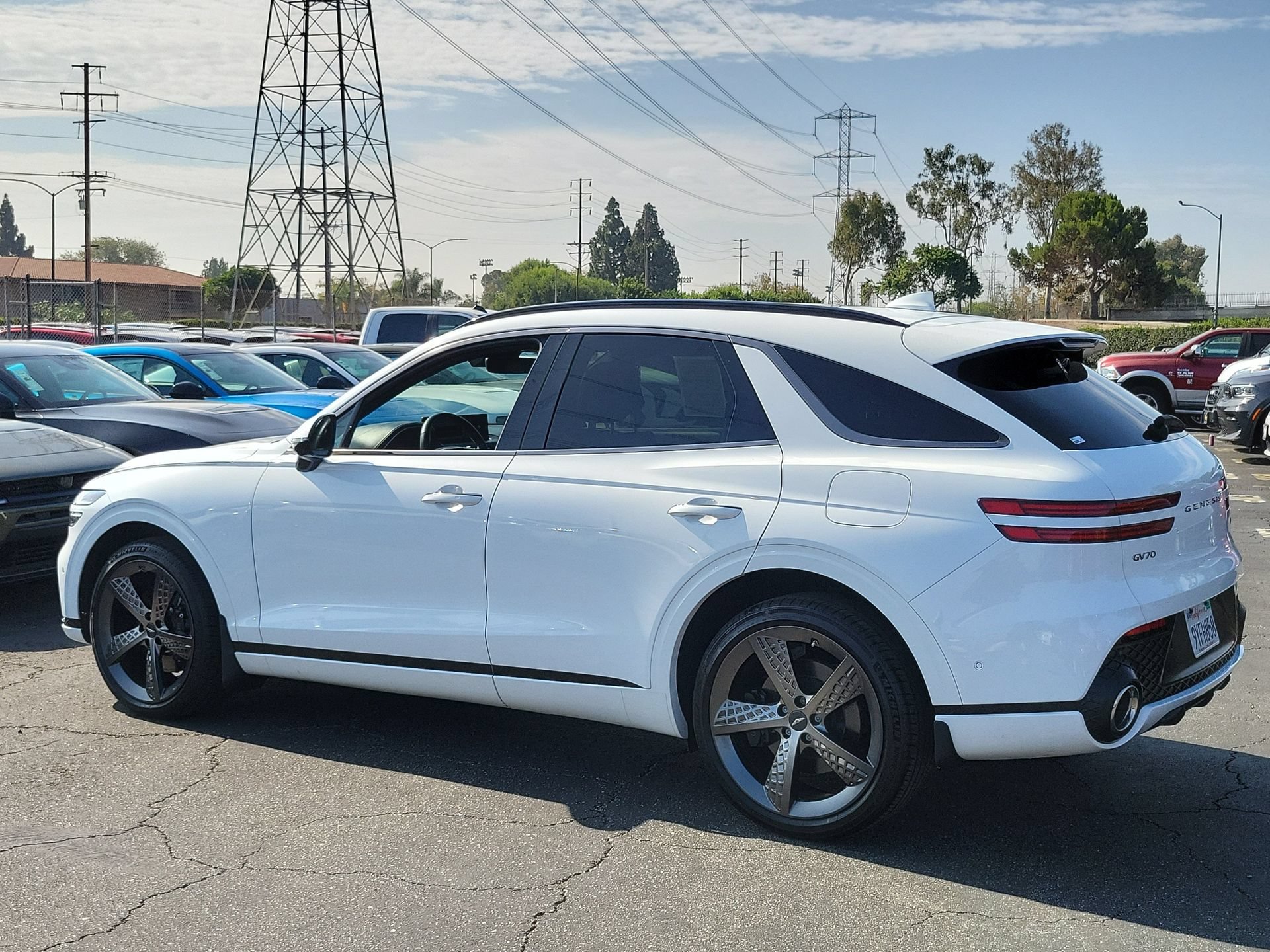 Used 2024 Genesis GV70 2.5T w/ Sport Prestige Package AWD/4WD image 2