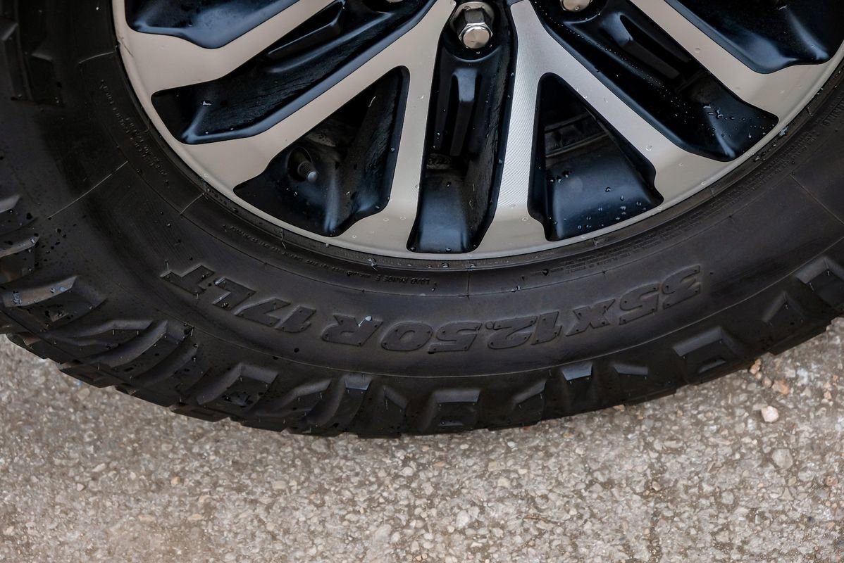 Used 2019 Ford F150 Raptor w/ Equipment Group 802A Luxury AWD/4WD image 65