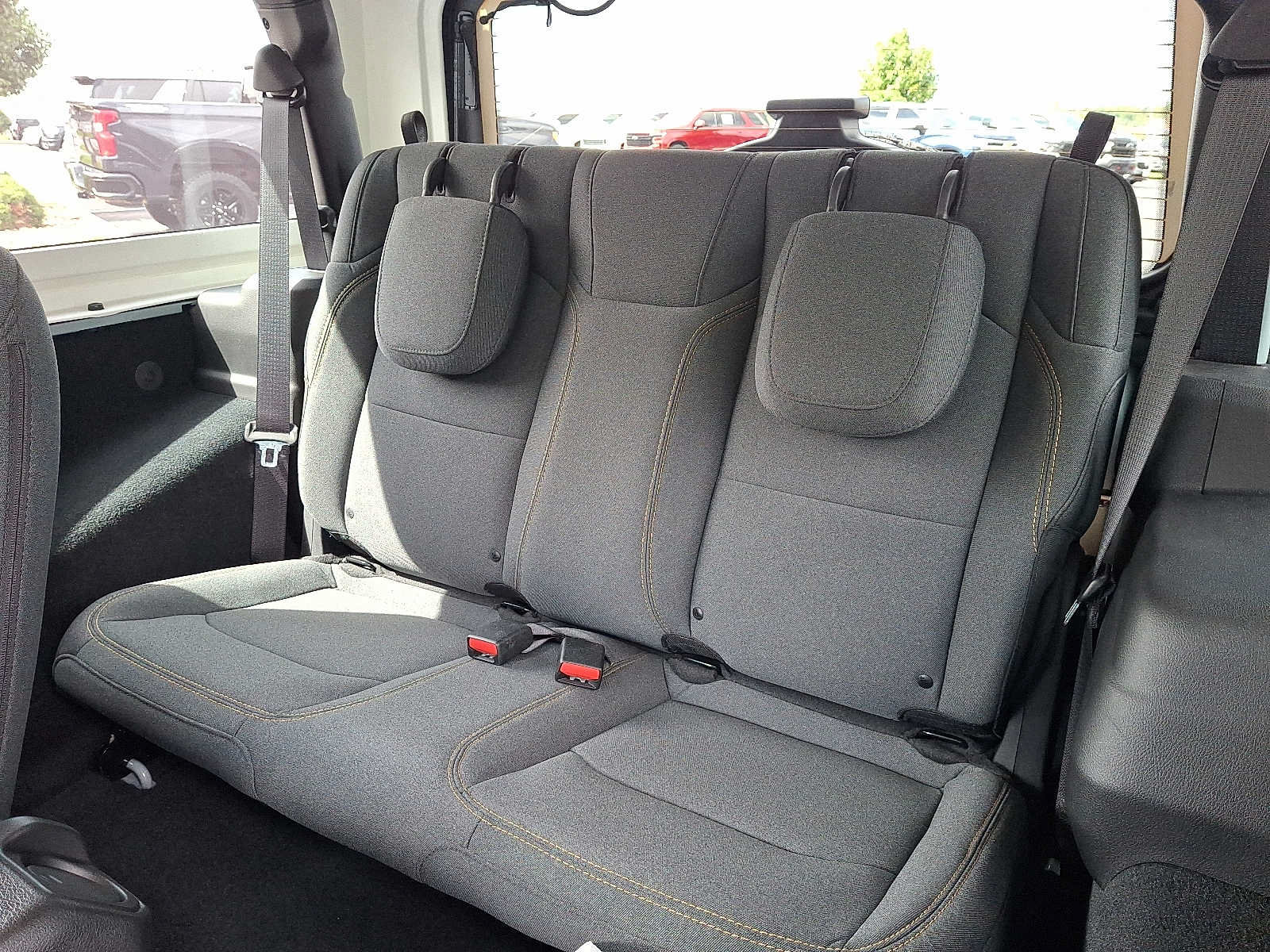 Used 2024 Jeep Wrangler Sport AWD/4WD image 10