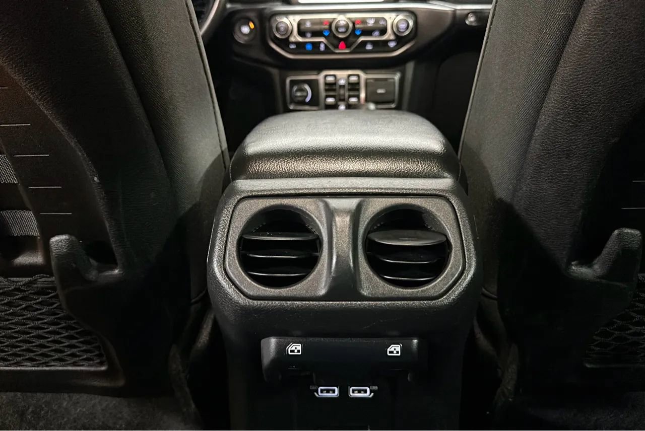 Used 2022 Jeep Wrangler Unlimited Rubicon 4xe image 56