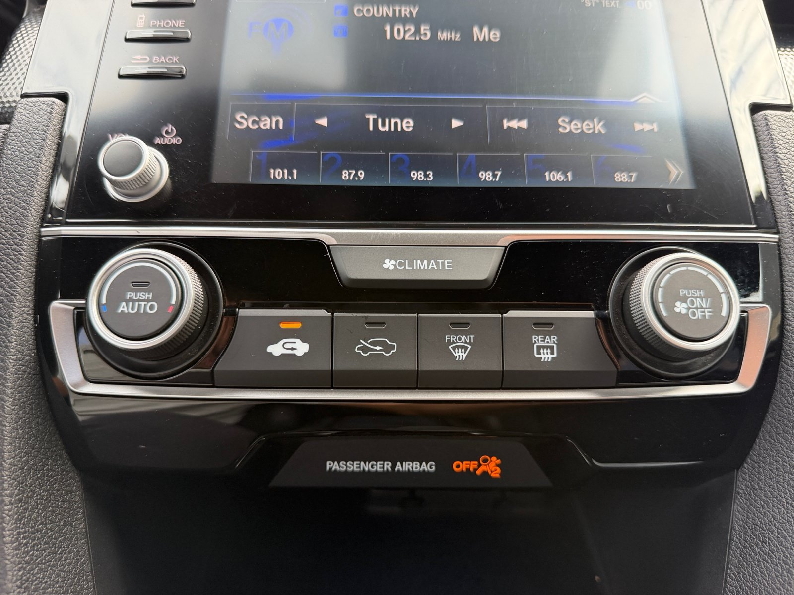 Used 2019 Honda Civic Sport image 11