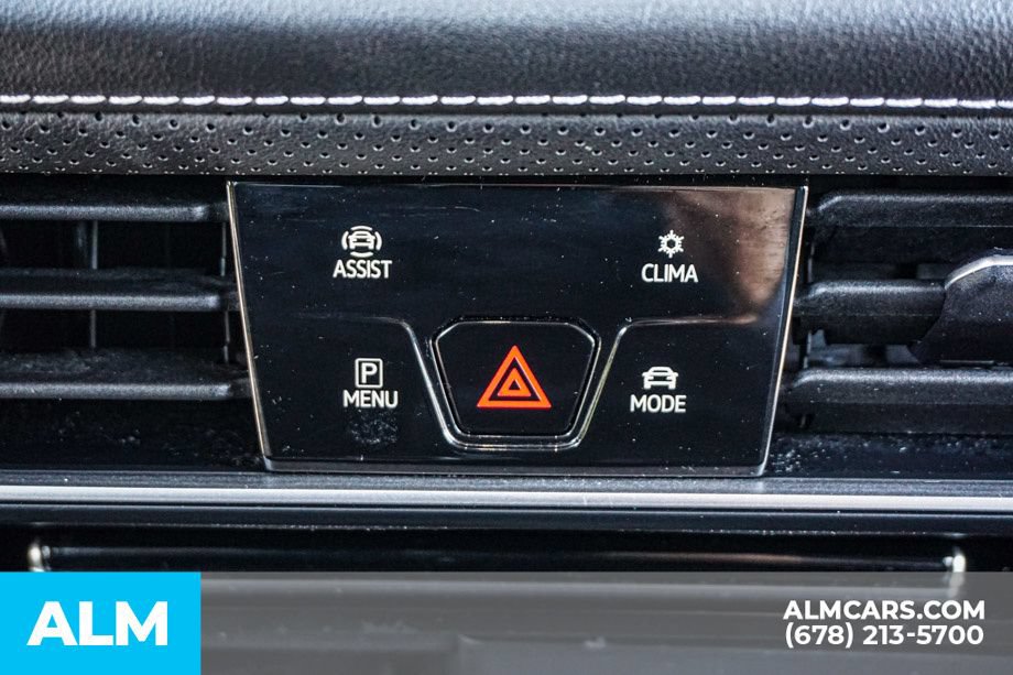 Used 2025 Volkswagen Atlas SE FWD image 43