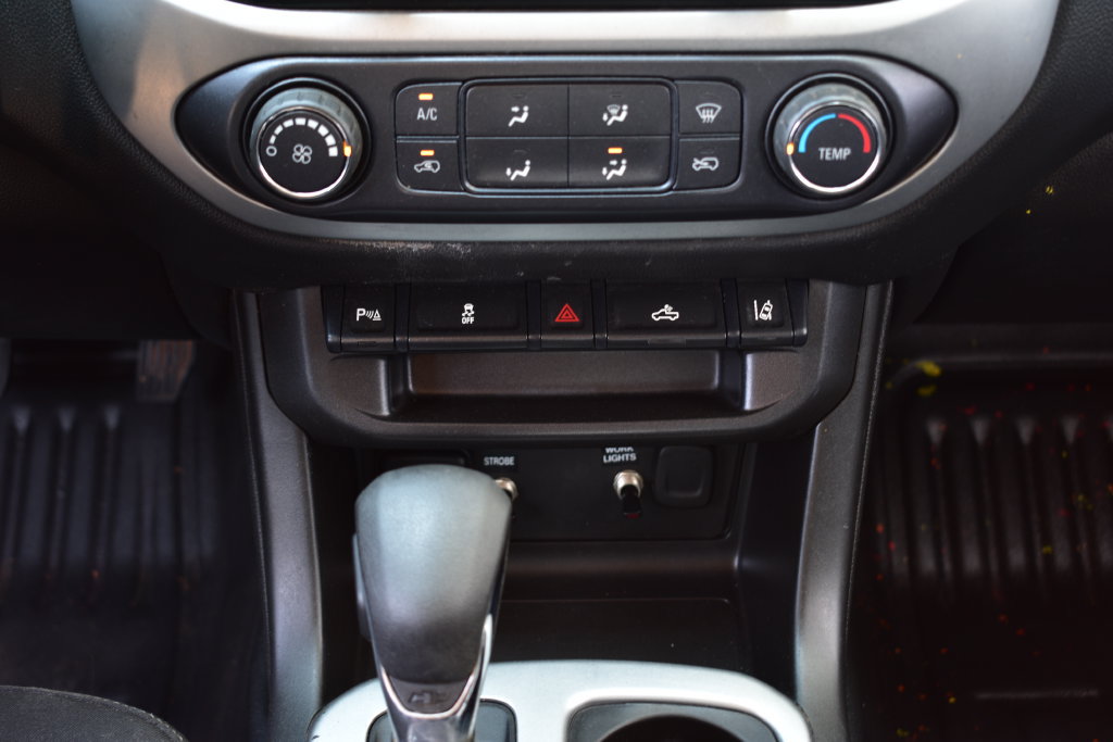 Used 2022 Chevrolet Colorado LT w/ Fleet Safety Package AWD/4WD image 27