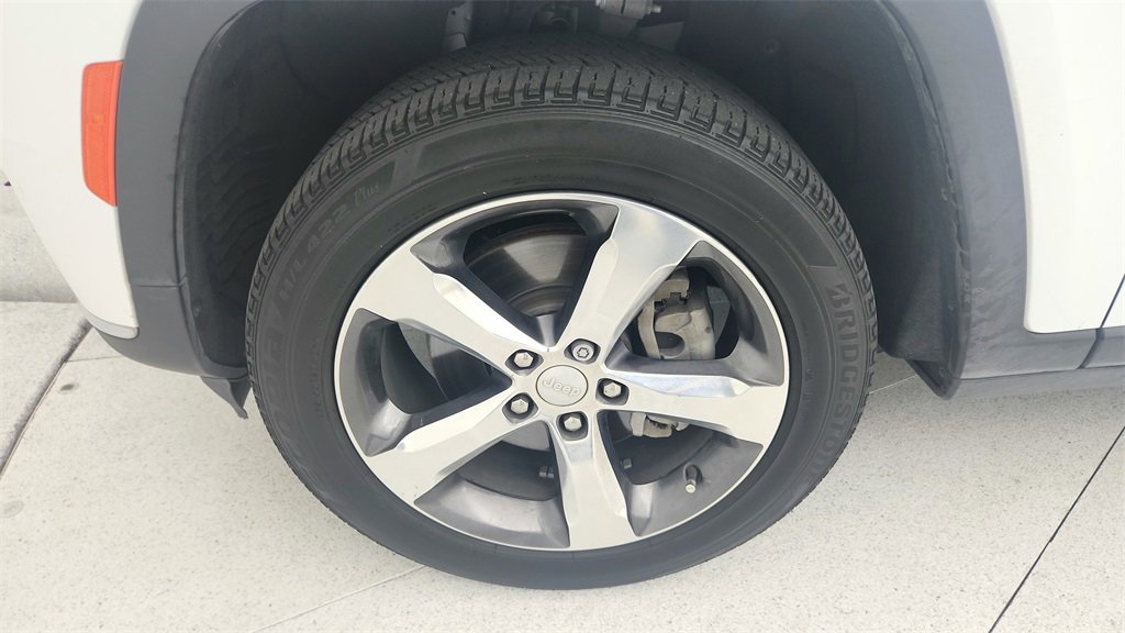 Used 2022 Jeep Grand Cherokee L Limited image 31