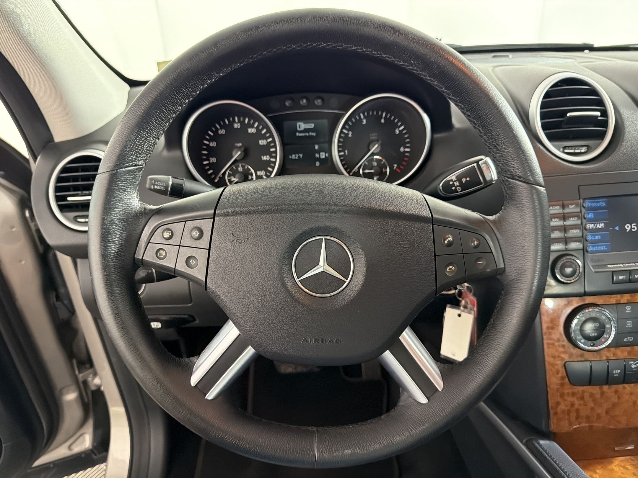 Used 2008 Mercedes-Benz ML 350 4MATIC image 11
