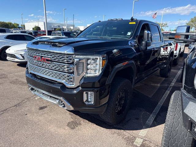 Used 2023 GMC Sierra 2500 Denali w/ Denali Black Diamond Edition AWD/4WD image 2