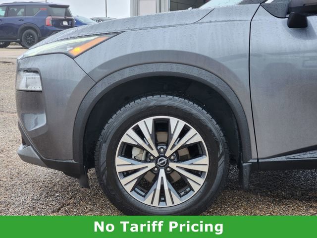 Used 2022 Nissan Rogue SV w/ SV Premium Package FWD image 7