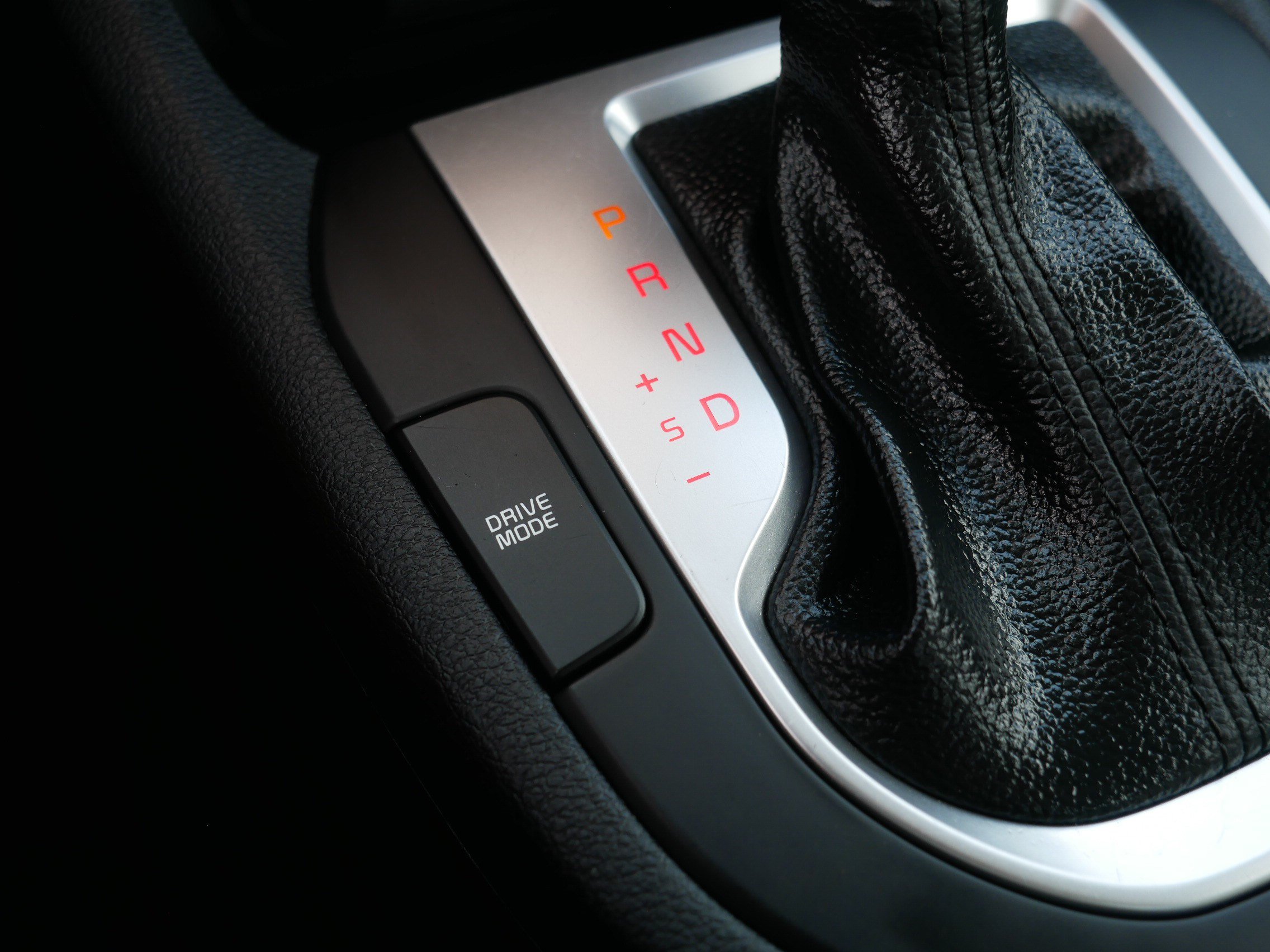 Certified 2024 Kia Forte LXS w/ LXS Technology Package FWD image 32