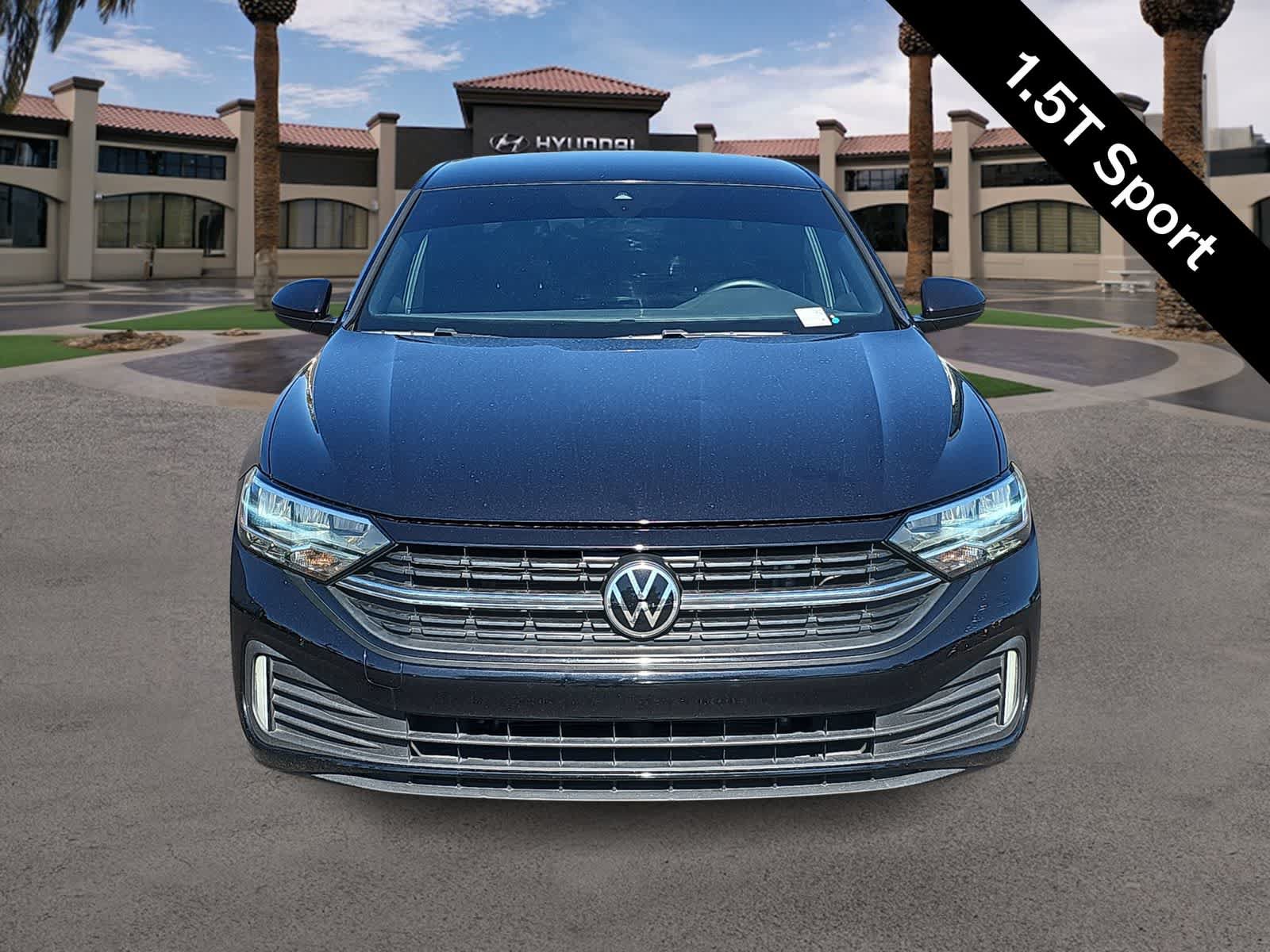 Used 2022 Volkswagen Jetta Sport FWD image 3