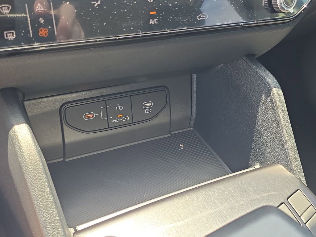 New 2026 Kia Sportage LX FWD image 25