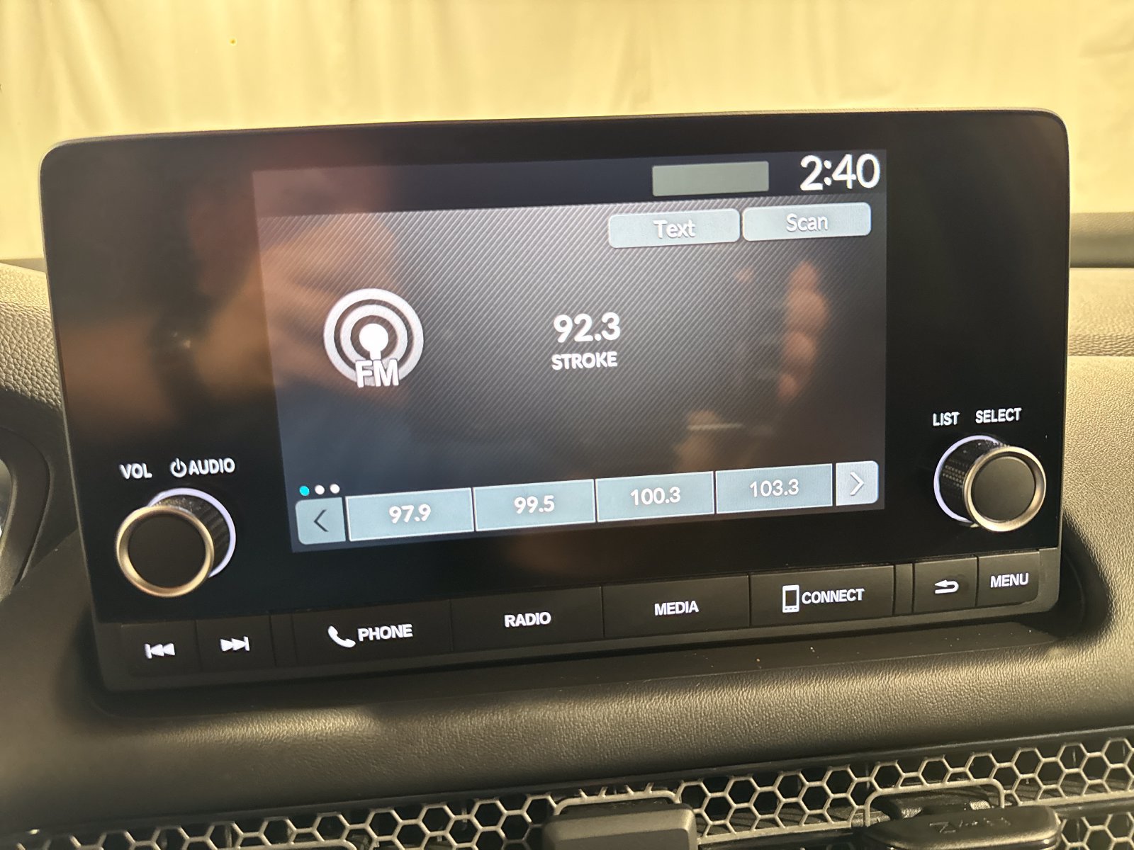 Used 2024 Honda HR-V Sport image 17