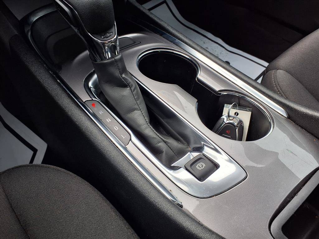 Used 2023 Chevrolet Malibu LT image 40