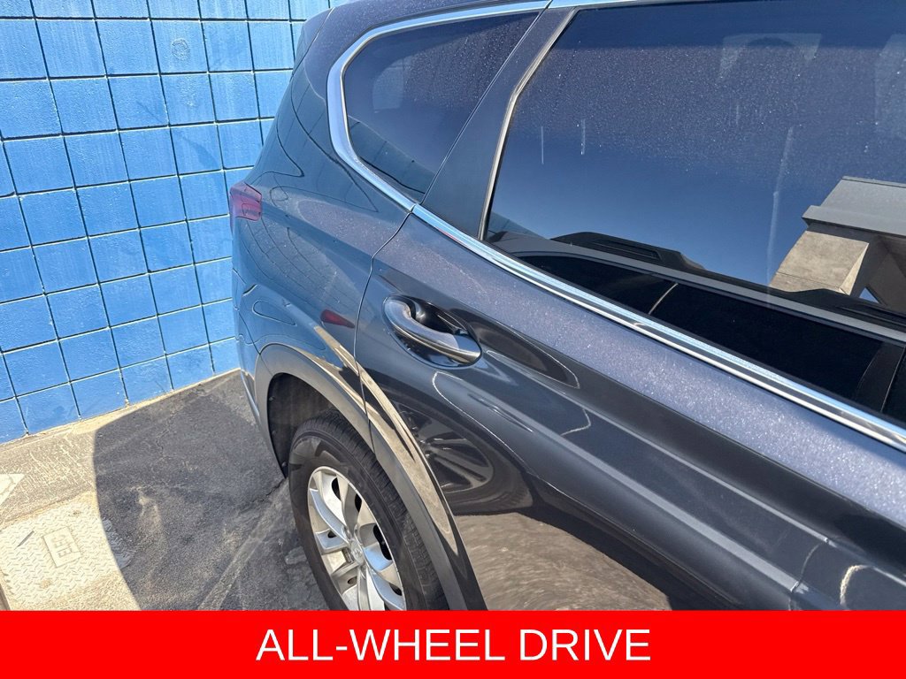Used 2020 Hyundai Santa Fe SE AWD/4WD image 19