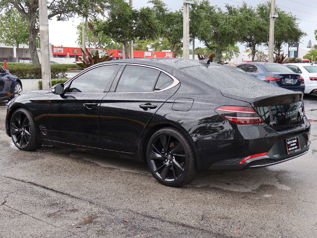 Used 2023 Genesis G70 2.0T w/ Sport Prestige Package RWD image 10