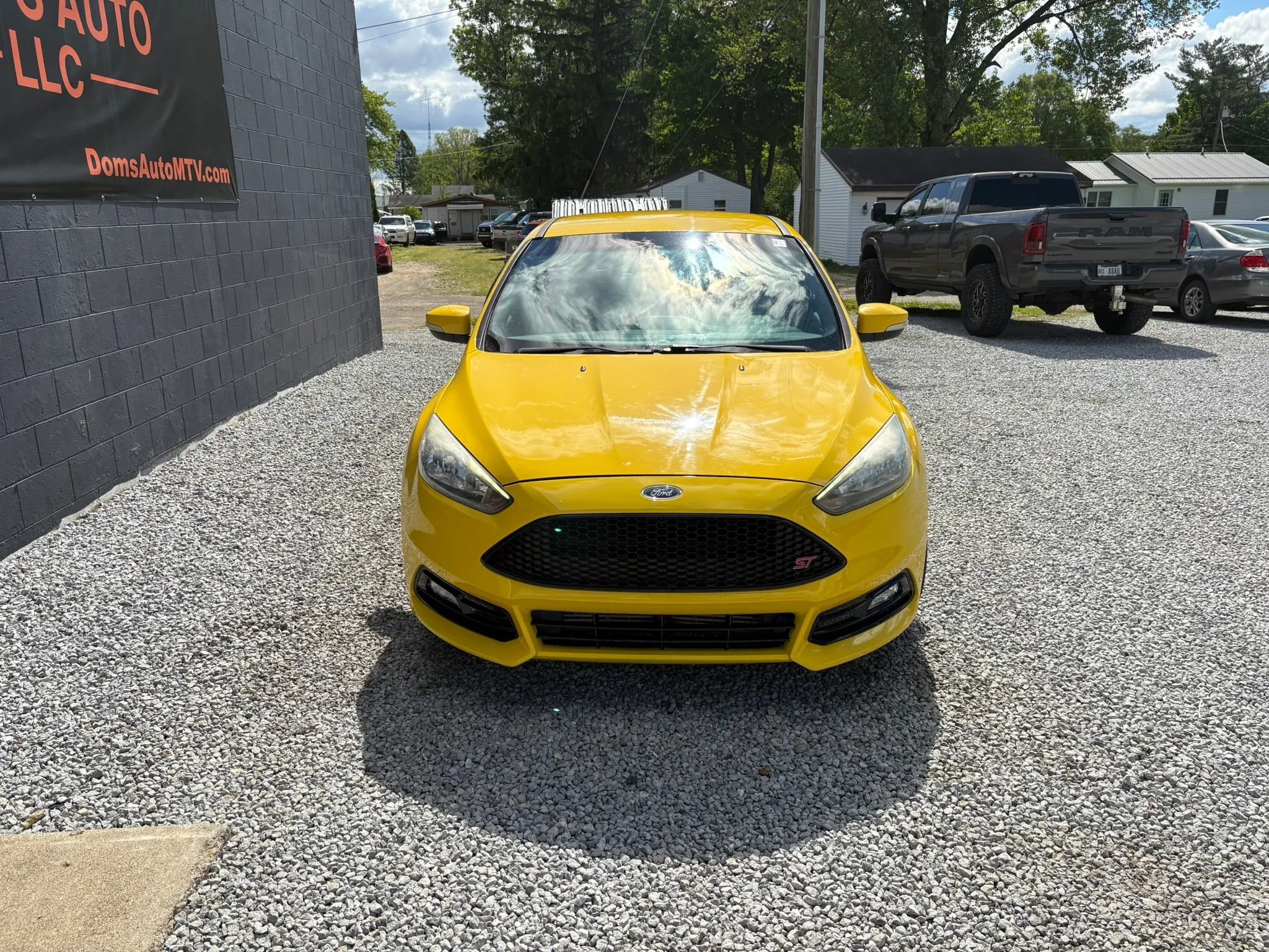 Used 2017 Ford Focus ST FWD image 7