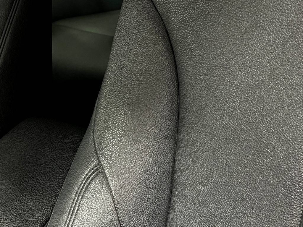 Used 2018 BMW 330e RWD image 19