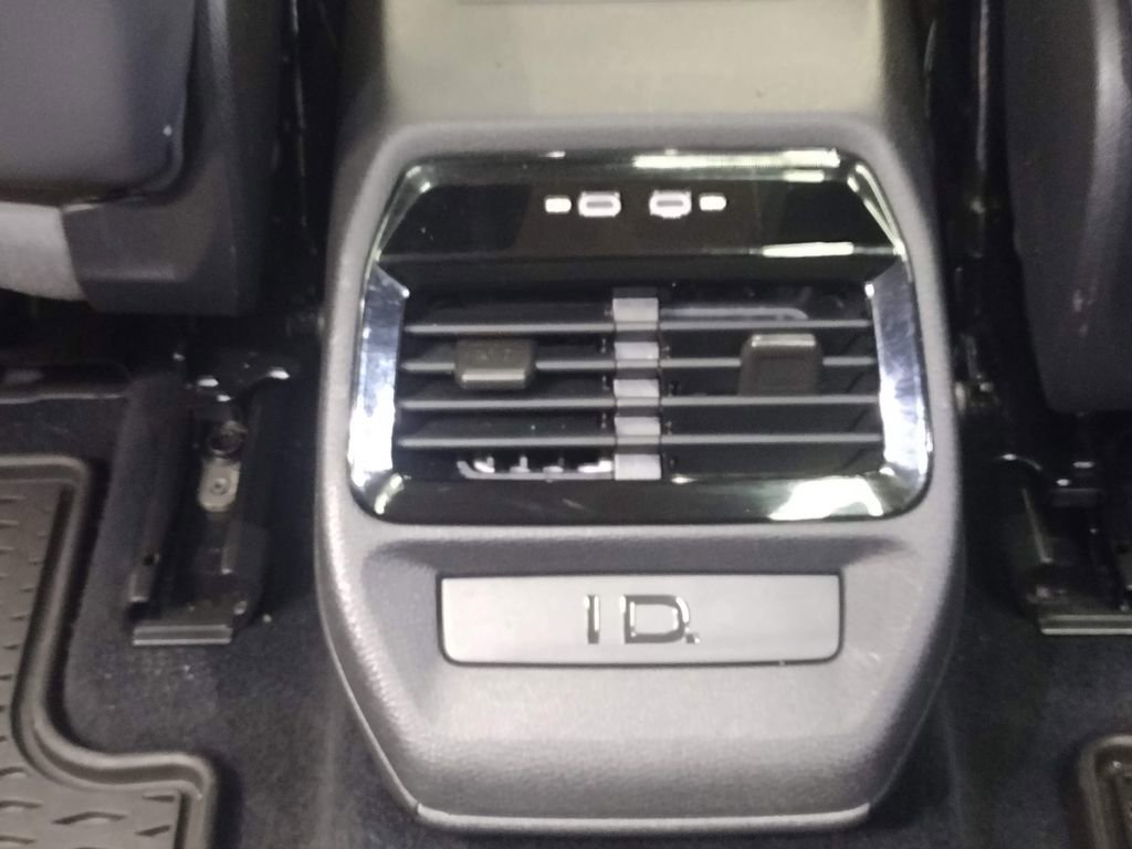 Used 2022 Volkswagen ID.4 Pro S image 37