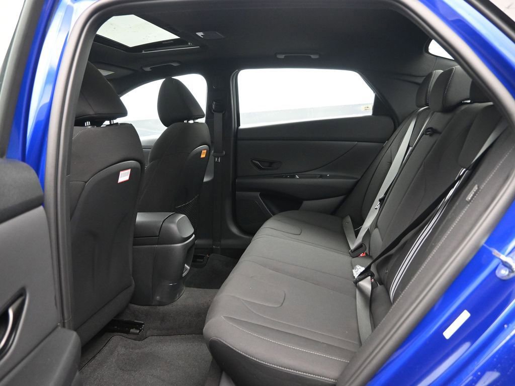 New 2026 Hyundai Elantra SEL Sport Premium FWD image 29