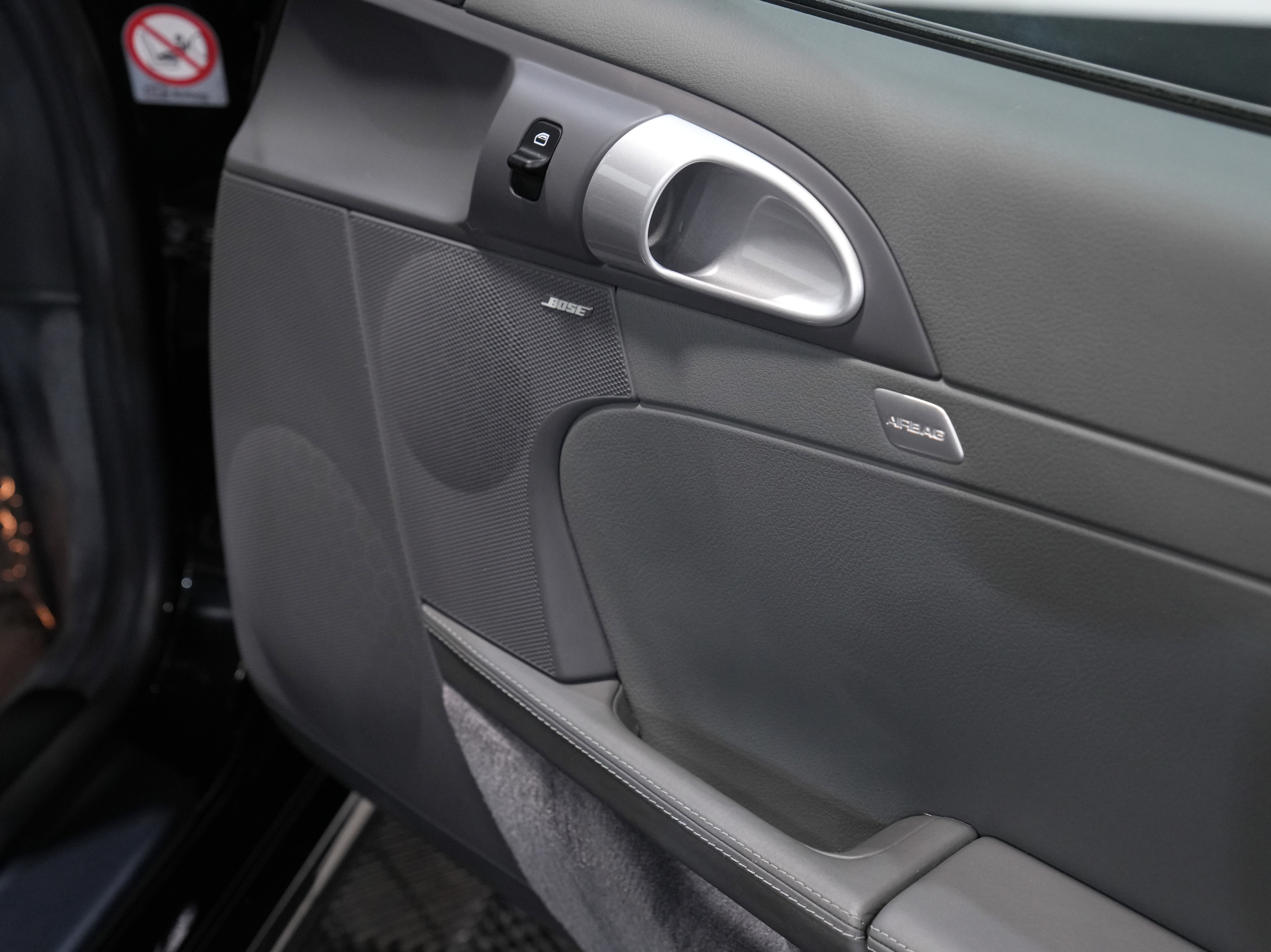 Used 2006 Porsche Cayman S image 25