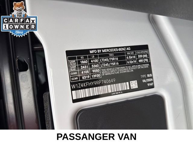 Used 2024 Mercedes-Benz Sprinter 2500 image 33