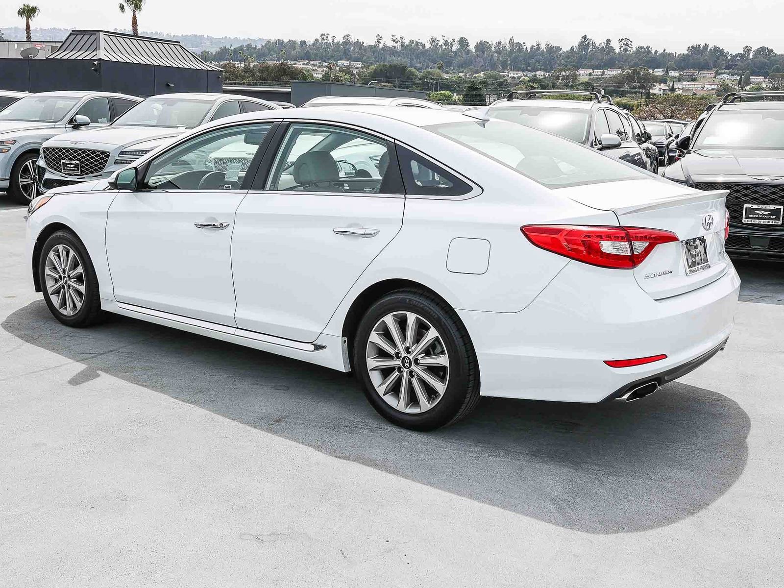 Used 2017 Hyundai Sonata Limited image 6