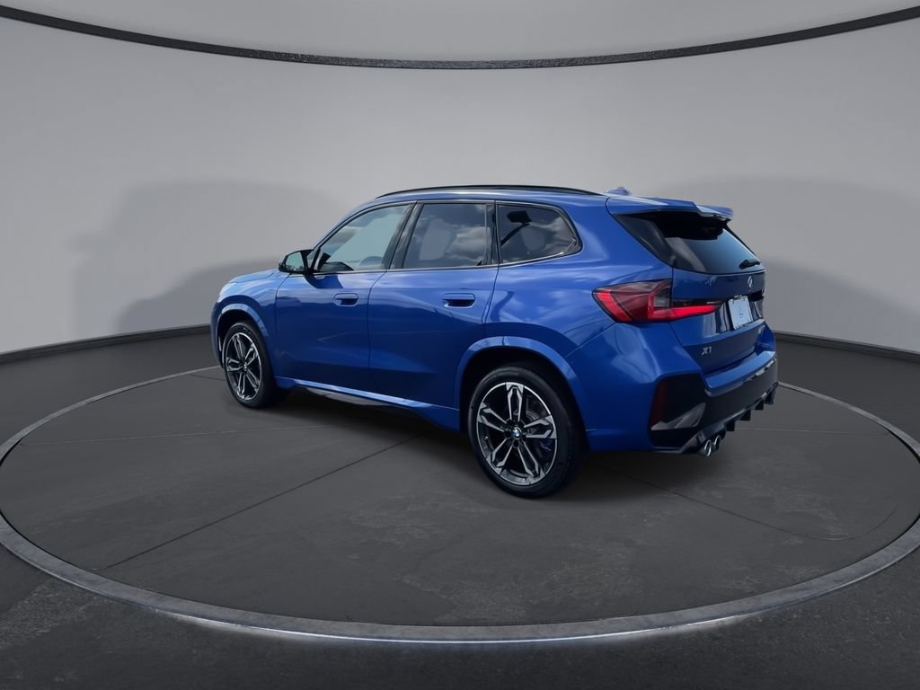 Used 2025 BMW X1 M35i AWD/4WD image 6