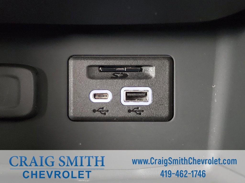 Used 2022 GMC Acadia SLT w/ Elevation Edition image 30