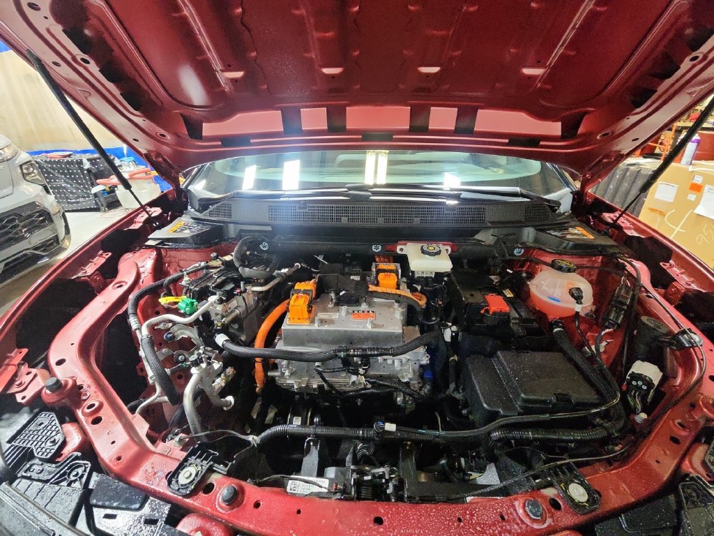 Certified 2026 Chevrolet Equinox EV RS AWD/4WD image 29