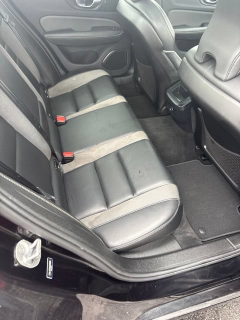 Used 2024 Volvo S60 B5 Plus AWD/4WD image 32
