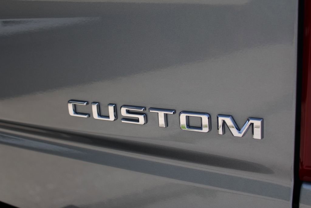 Used 2025 Chevrolet Silverado 1500 Custom Trail Boss AWD/4WD image 21
