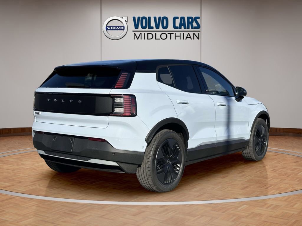 New 2026 Volvo EX30 Cross Country Ultra w/ Protection Package Premier image 18