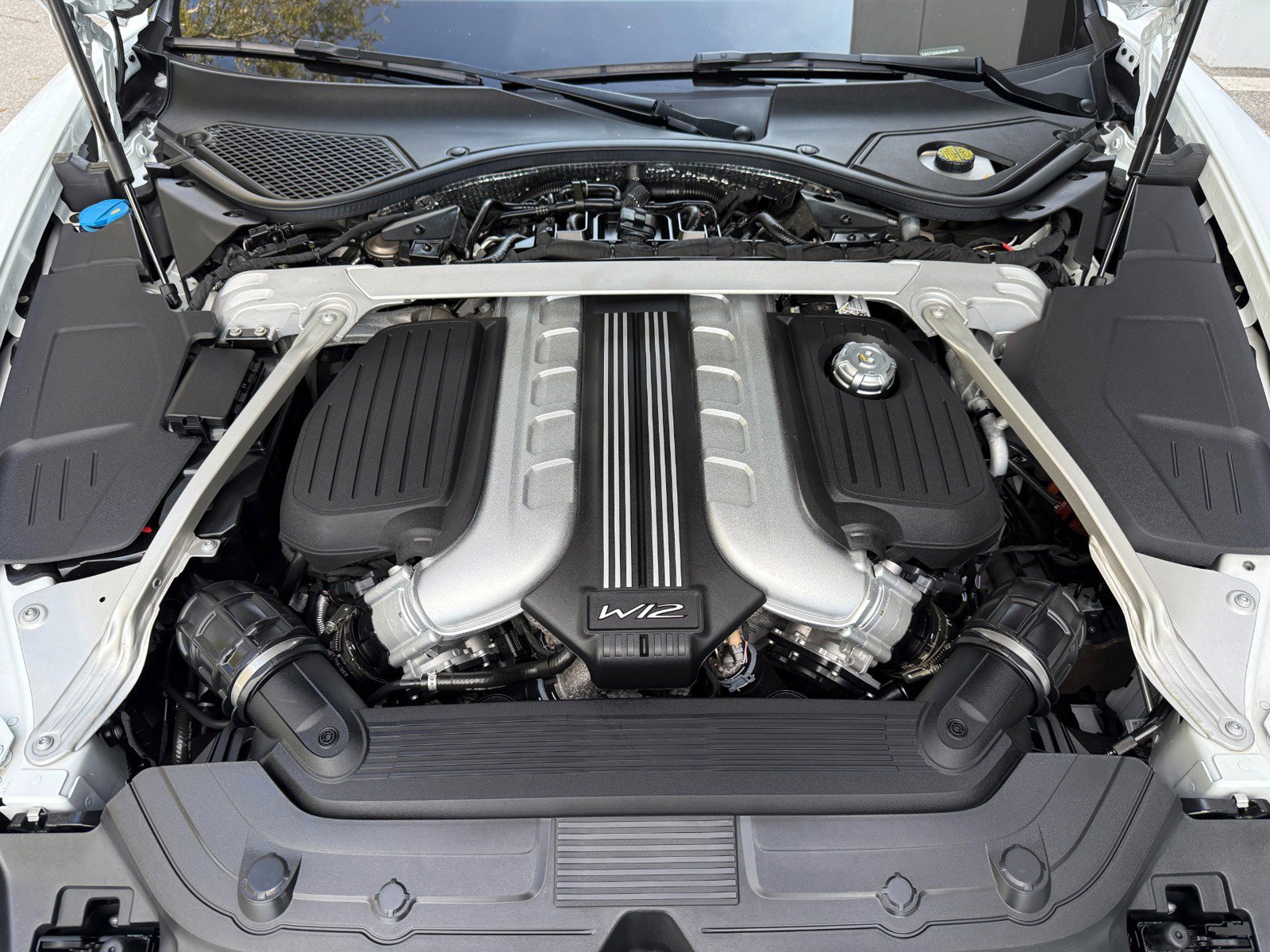 Used 2022 Bentley Continental GT Speed image 33