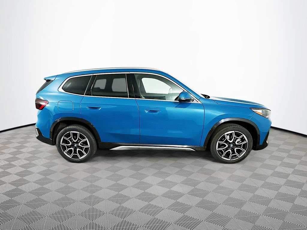 Used 2025 BMW X1 xDrive28i w/ Convenience Package AWD/4WD image 10