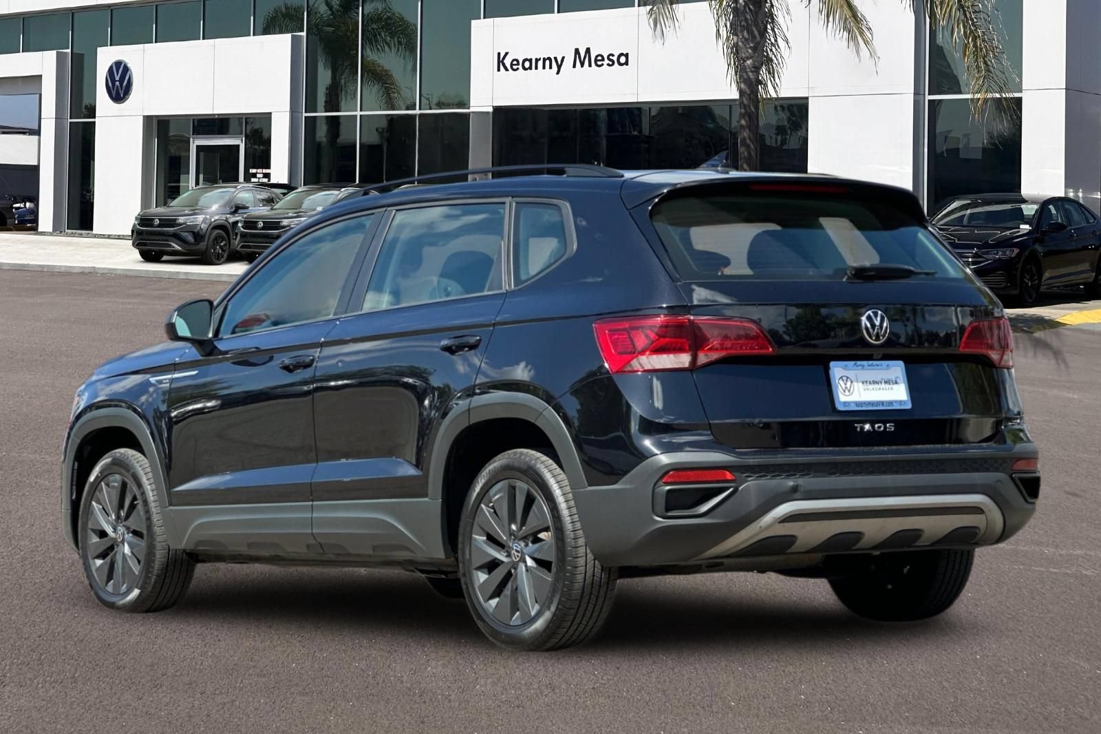Used 2024 Volkswagen Taos S FWD image 6