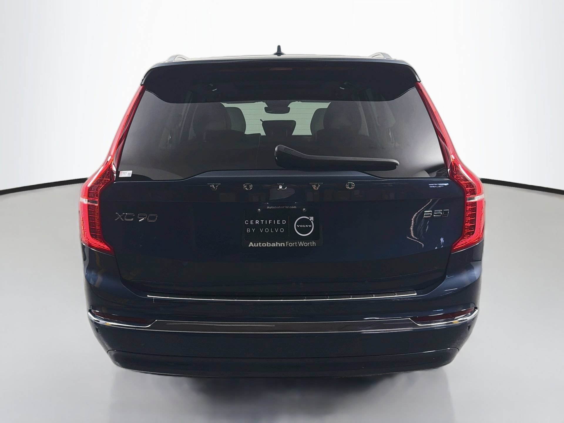 Used 2023 Volvo XC90 B5 Plus w/ Protection Package Premier AWD/4WD image 7